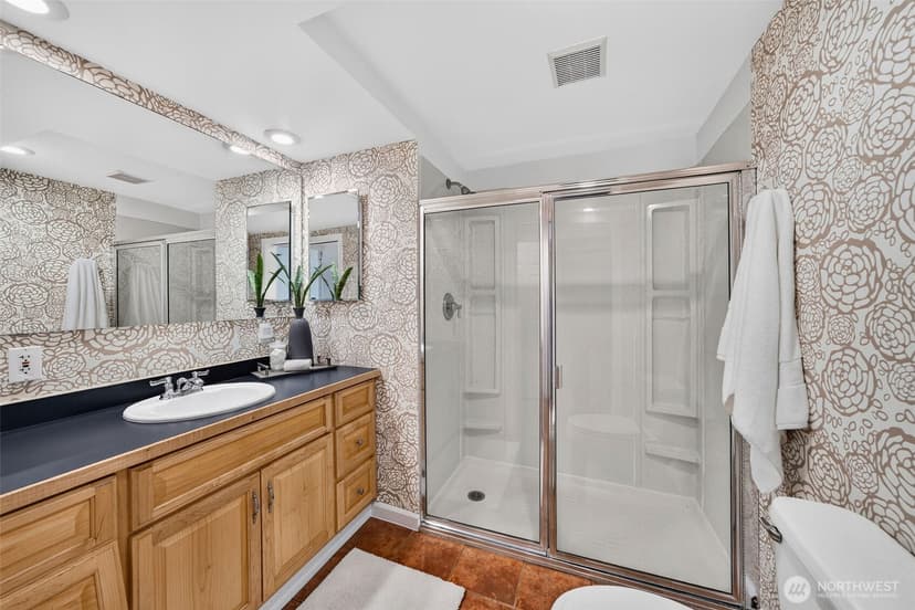 Property photo for 7726 30th Avenue NE, Seattle photo 30