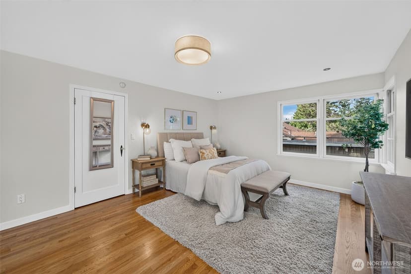 Property photo for 7726 30th Avenue NE, Seattle photo 17