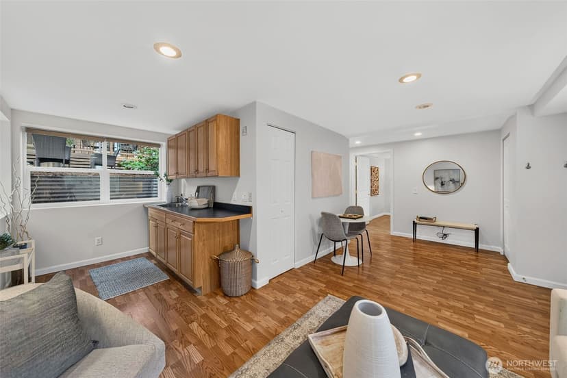 Property photo for 7726 30th Avenue NE, Seattle photo 26