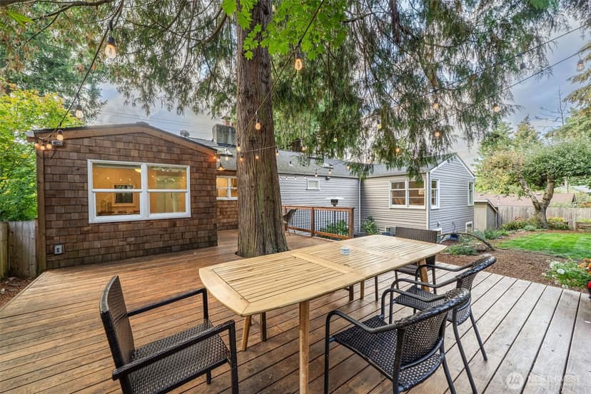 Property photo for 7726 30th Avenue NE, Seattle photo 14