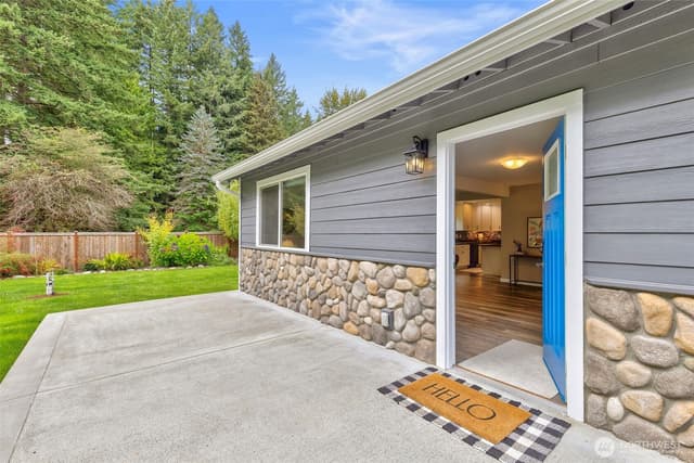 Property photo for 991 SW Berry Lake Road, Port Orchard photo 4