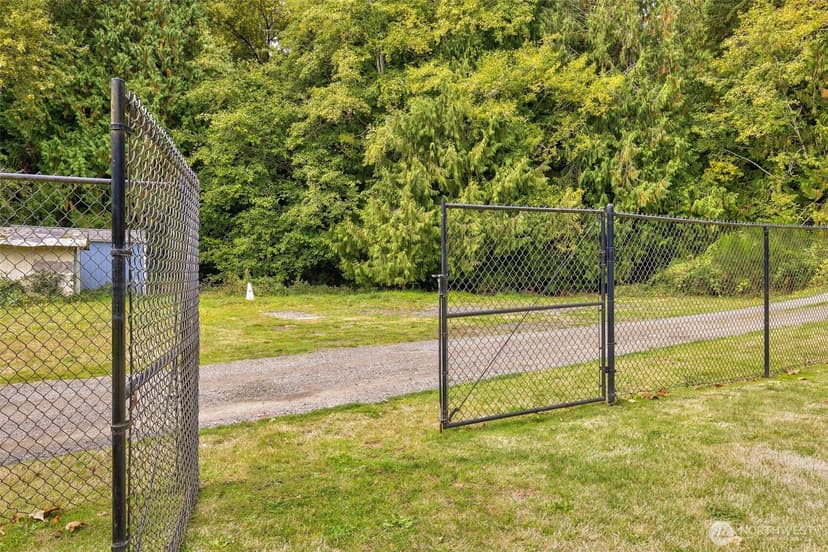 Property photo for 991 SW Berry Lake Road, Port Orchard photo 36