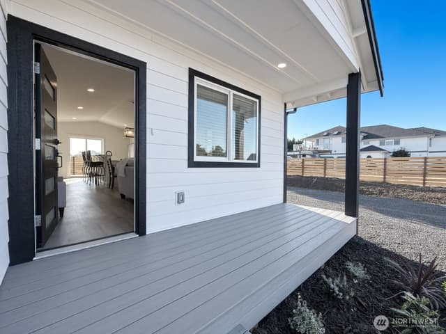 Property photo for 1275 Channel Avenue SW, Ocean Shores photo 2
