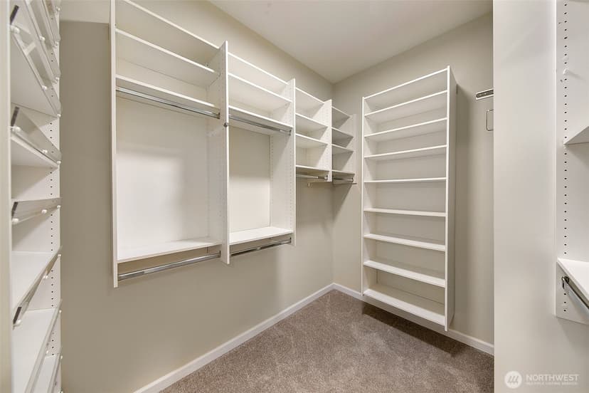 Property photo for 520 6th Avenue #2001, Kirkland photo 18