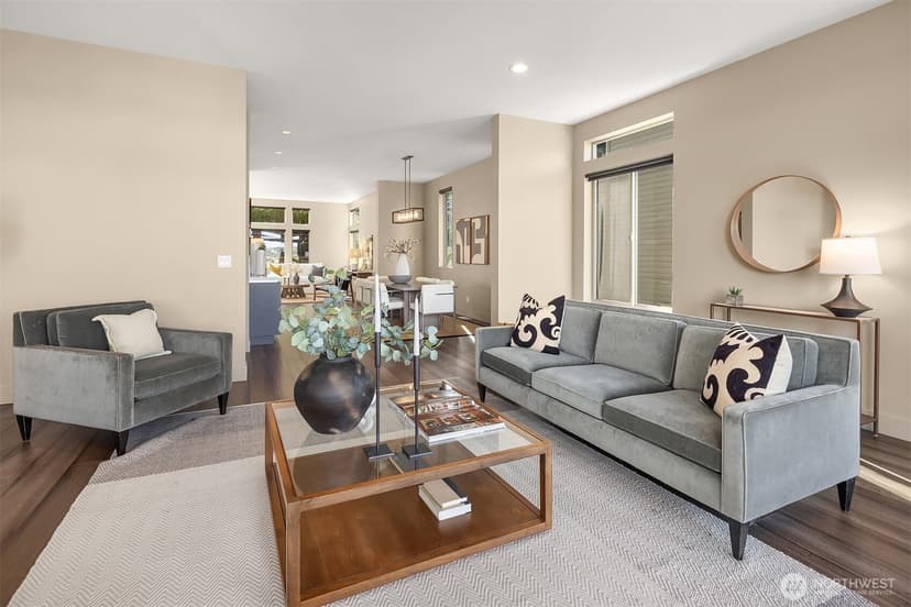 Property photo for 4025 Burton Place W, Seattle photo 3