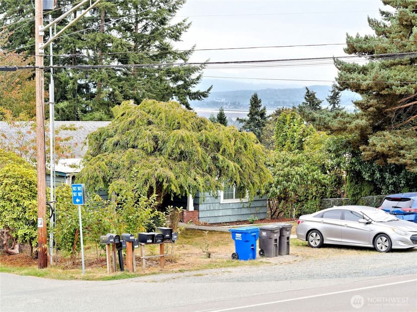 Property photo for 5902 Broadway, Everett photo 29