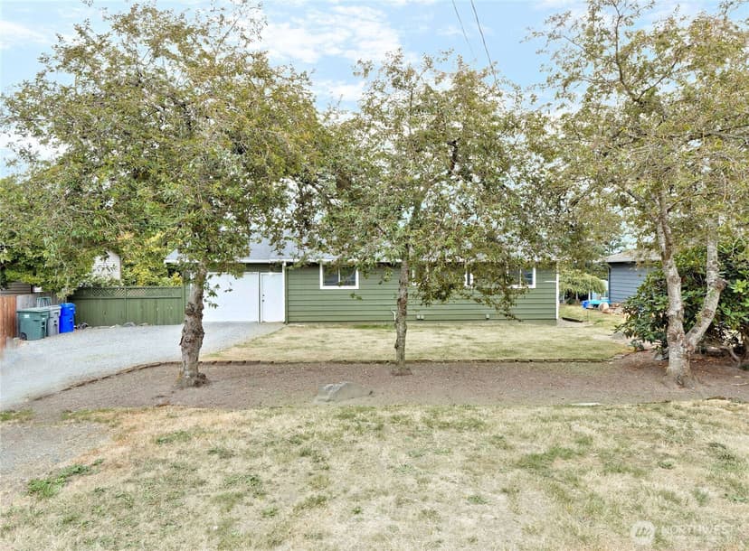 Property photo for 5902 Broadway, Everett photo 4