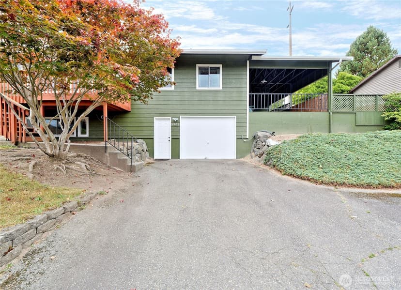 Property photo for 5902 Broadway, Everett photo 25