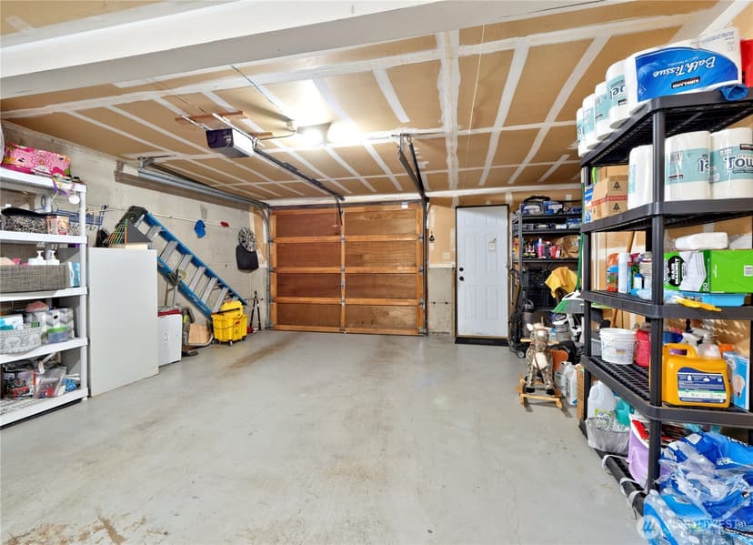 Property photo for 5902 Broadway, Everett photo 21