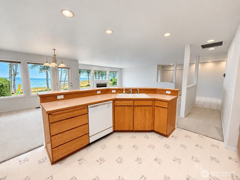 Property photo for 674 Chinook Avenue SE, Ocean Shores photo 16