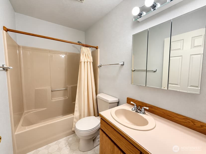 Property photo for 674 Chinook Avenue SE, Ocean Shores photo 24