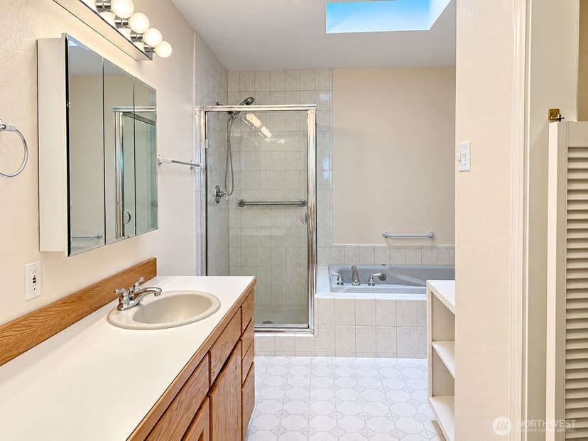 Property photo for 674 Chinook Avenue SE, Ocean Shores photo 19