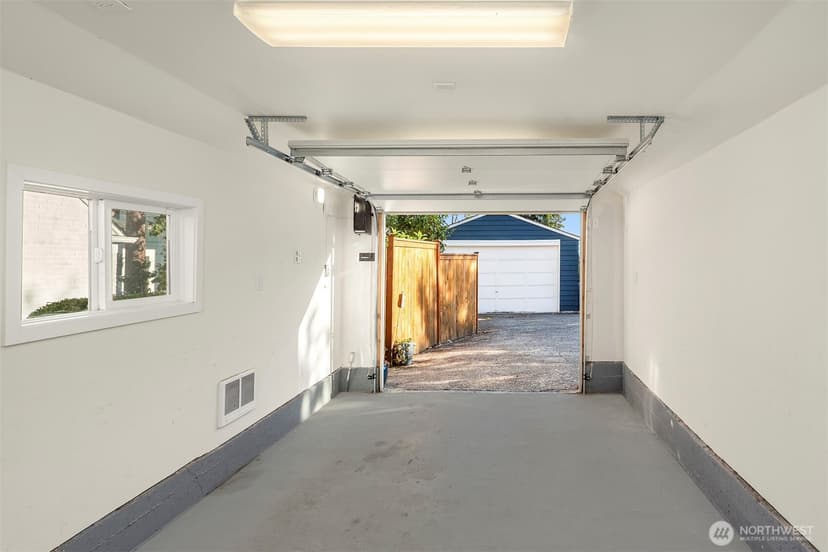 Property photo for 5019 36th Avenue NE, Seattle photo 36