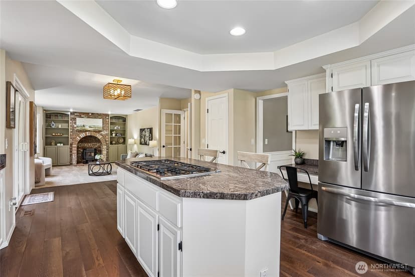 Property photo for 23200 SE 253rd Place, Maple Valley photo 6
