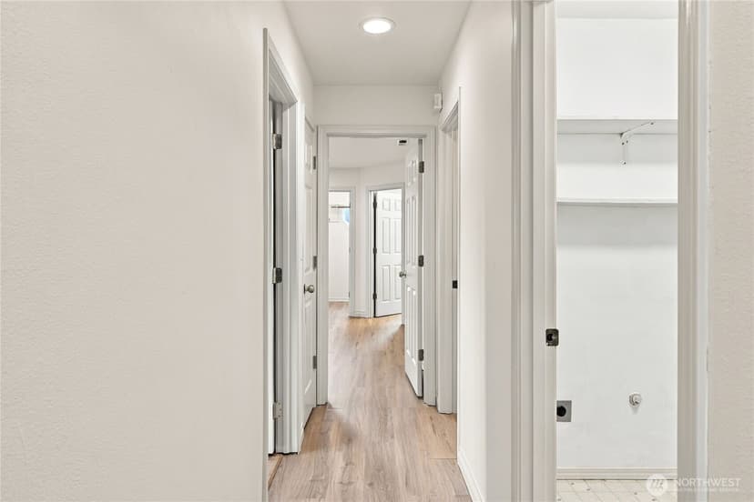 Property photo for 4323 Hoyt Avenue #3, Everett photo 18