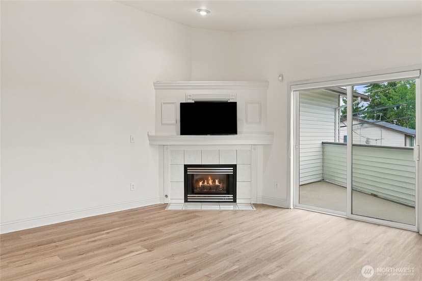 Property photo for 4323 Hoyt Avenue #3, Everett photo 15