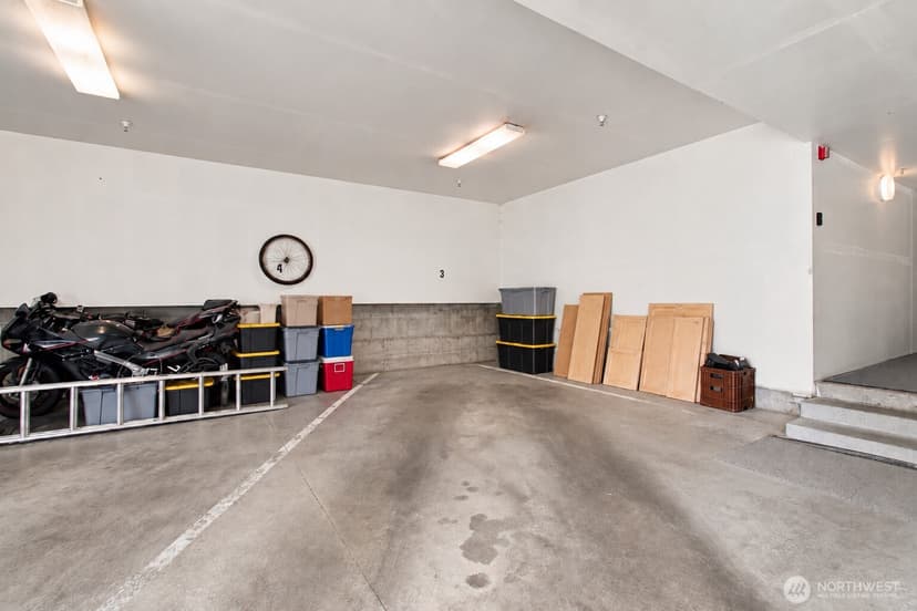 Property photo for 4323 Hoyt Avenue #3, Everett photo 32