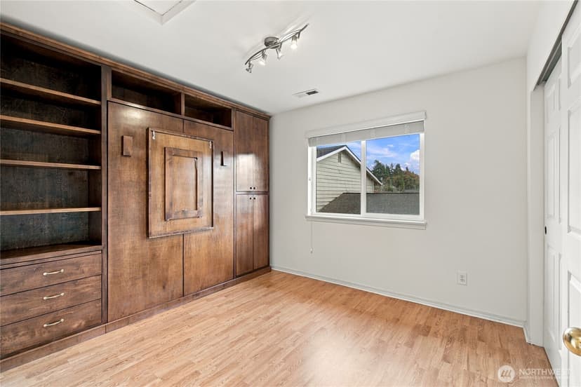 Property photo for 4323 Hoyt Avenue #3, Everett photo 24