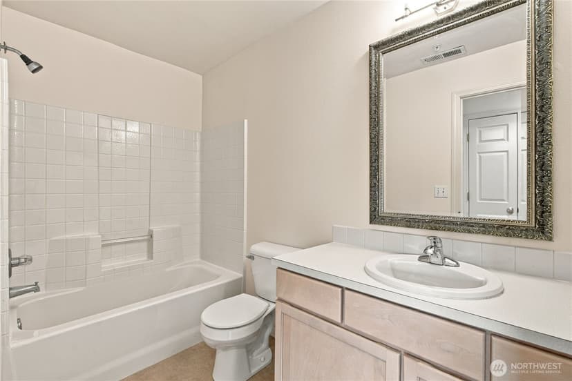 Property photo for 4323 Hoyt Avenue #3, Everett photo 26