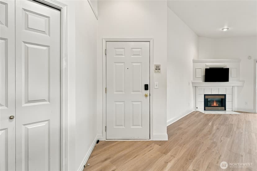 Property photo for 4323 Hoyt Avenue #3, Everett photo 14
