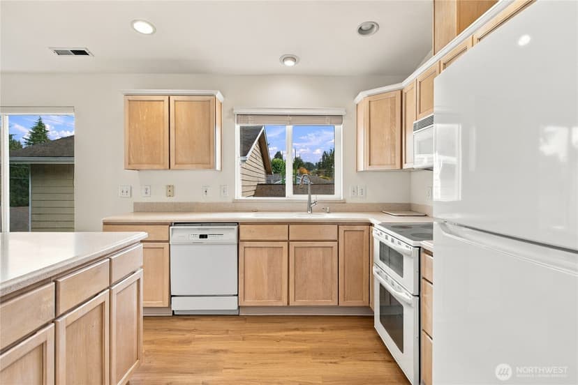 Property photo for 4323 Hoyt Avenue #3, Everett photo 13