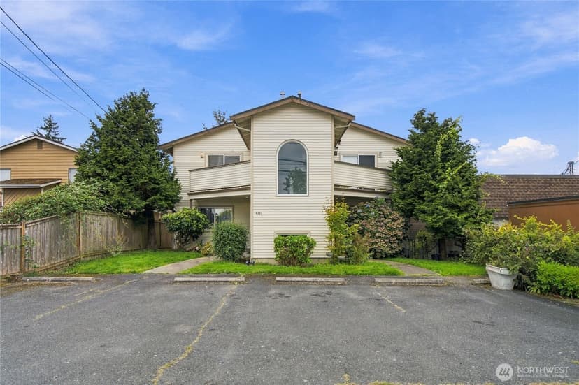Property photo for 4323 Hoyt Avenue #3, Everett photo 33