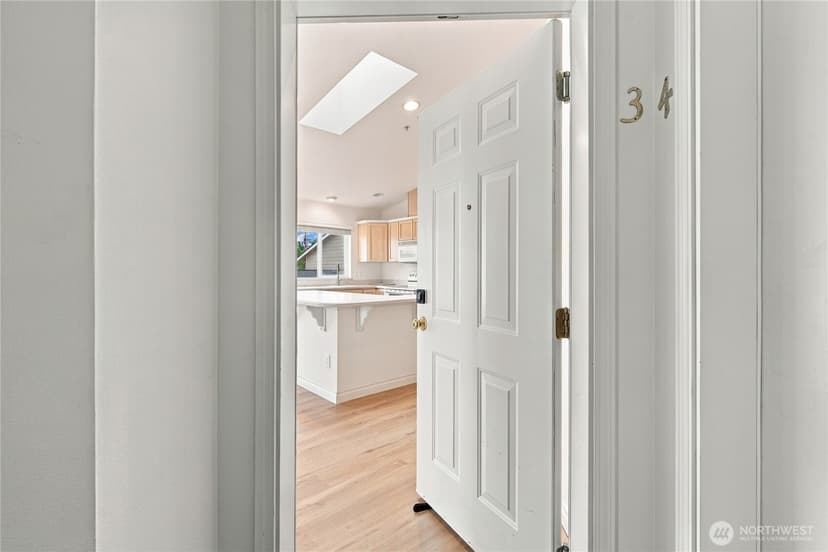 Property photo for 4323 Hoyt Avenue #3, Everett photo 6