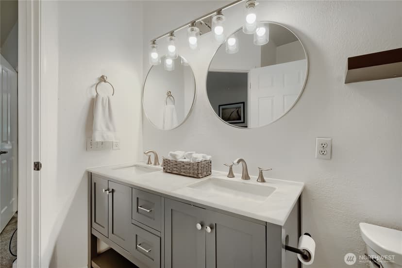 Property photo for 1500 S 18th Street #F102, Renton photo 11