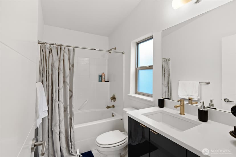Property photo for 8712 42nd Avenue S, Seattle photo 22