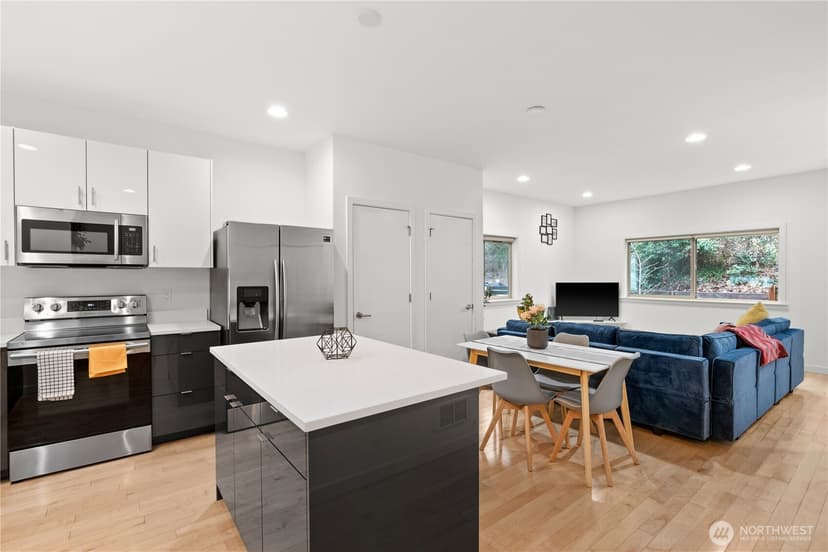Property photo for 8712 42nd Avenue S, Seattle photo 10