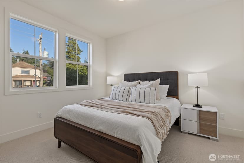 Property photo for 3243 13th Avenue W, Seattle photo 29