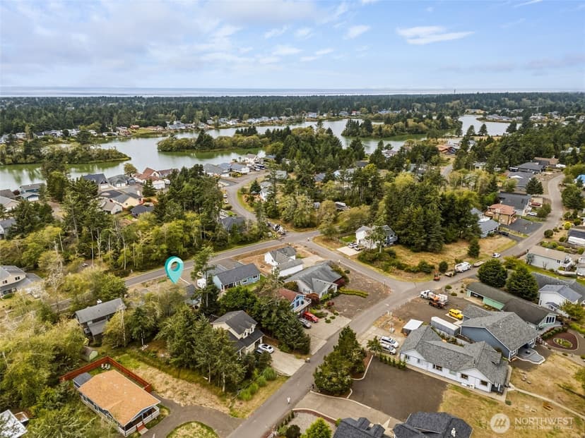 Property photo for 632 Duck Lake Drive SE, Ocean Shores photo 34