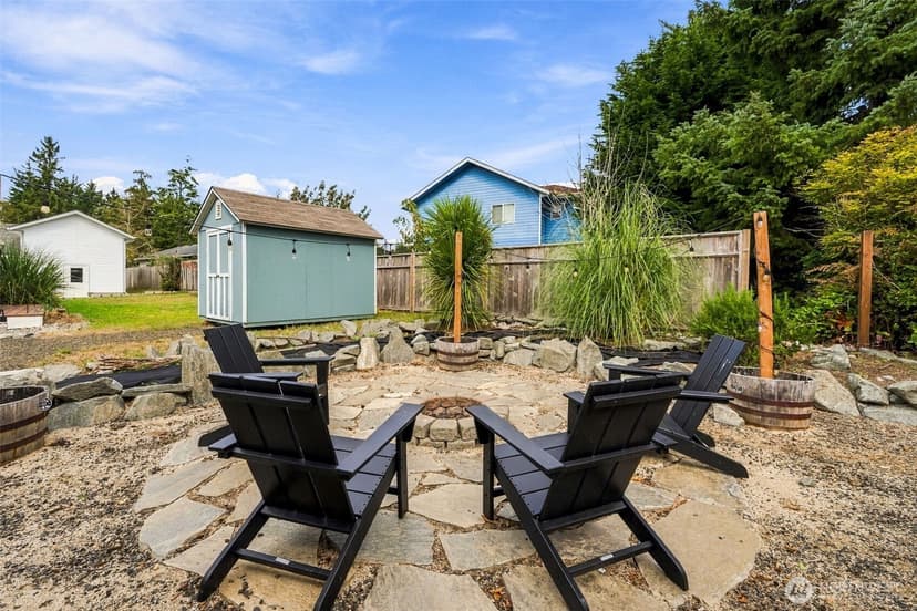 Property photo for 632 Duck Lake Drive SE, Ocean Shores photo 25