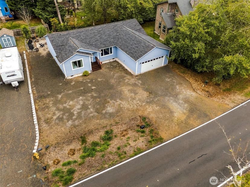 Property photo for 632 Duck Lake Drive SE, Ocean Shores photo 30