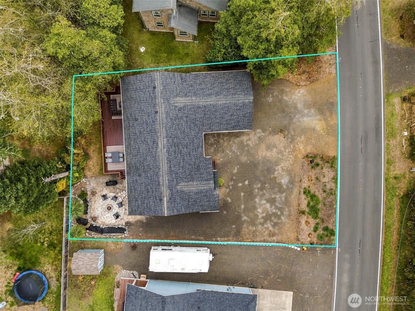 Property photo for 632 Duck Lake Drive SE, Ocean Shores photo 31