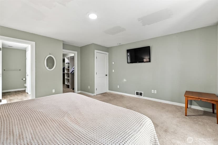 Property photo for 632 Duck Lake Drive SE, Ocean Shores photo 14