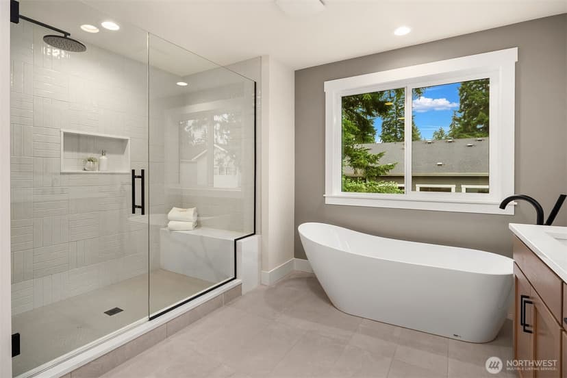 Property photo for 816 165th Avenue NE, Bellevue photo 24