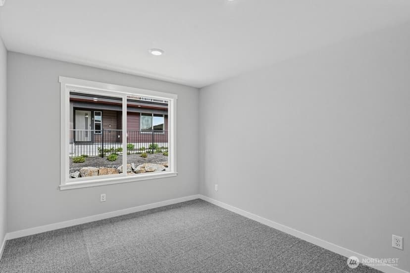 Property photo for 13202 NE 127th Court #D, Kirkland photo 11
