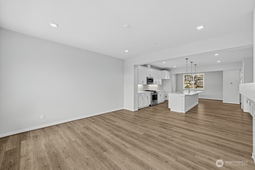 Property photo for 13202 NE 127th Court #D, Kirkland photo 6