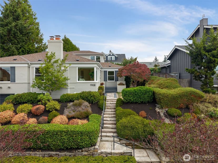 Property photo for 1908 29th Avenue W, Seattle photo 39