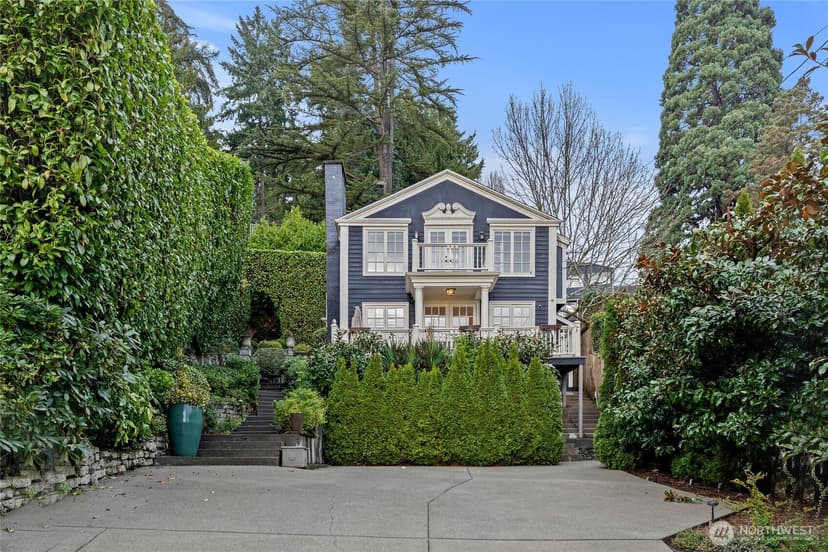 Property photo for 1435 Newport Way, Seattle