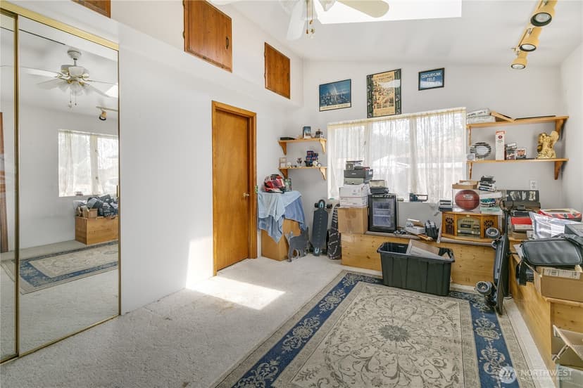 Property photo for 20911 78th Avenue W, Edmonds photo 9