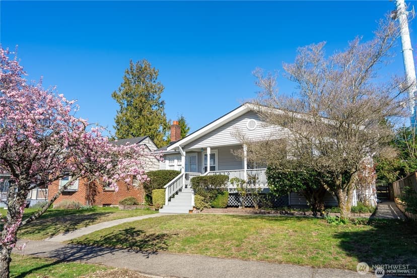 Property photo for 6910 37th Avenue SW, Seattle photo 3