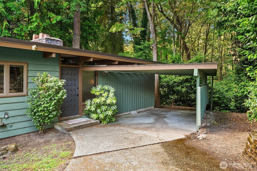 Property photo for 18415 51st Place NE, Seattle photo 2