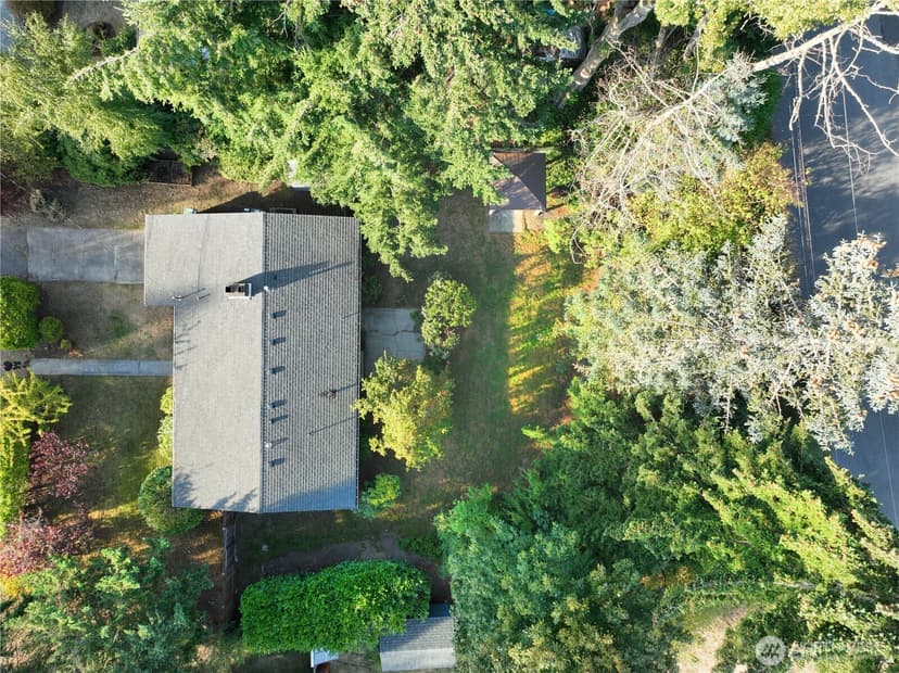 Property photo for 22221 92nd Avenue W, Edmonds photo 22