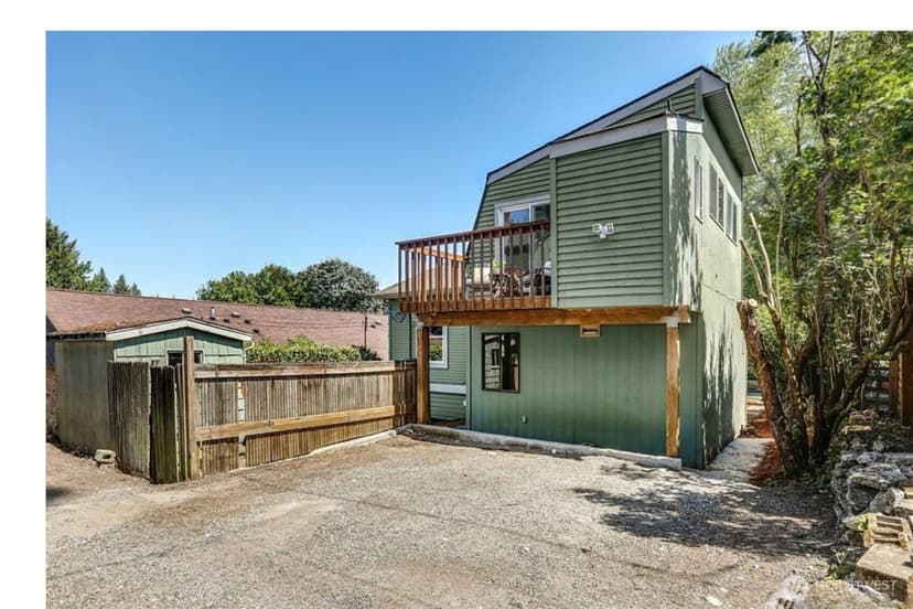 Property photo for 5521 Brooklyn Avenue NE, Seattle photo 19
