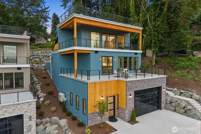 Property photo for 10719 Lake View Drive, Lake Stevens photo 4
