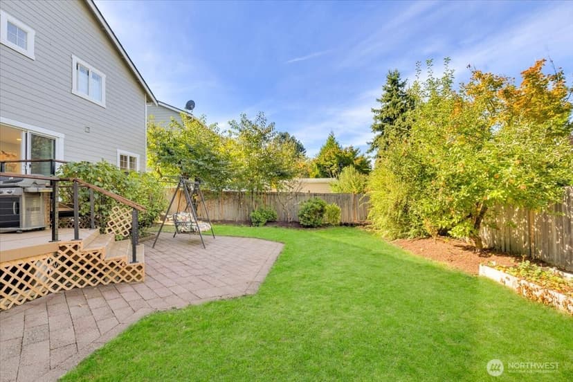 Property photo for 223 243 Avenue SE, Sammamish photo 16