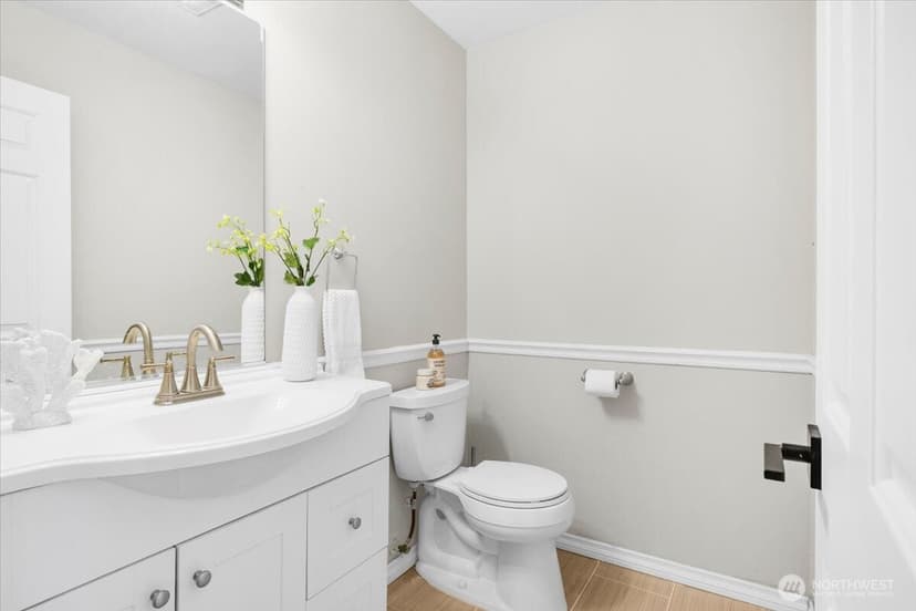 Property photo for 223 243 Avenue SE, Sammamish photo 10