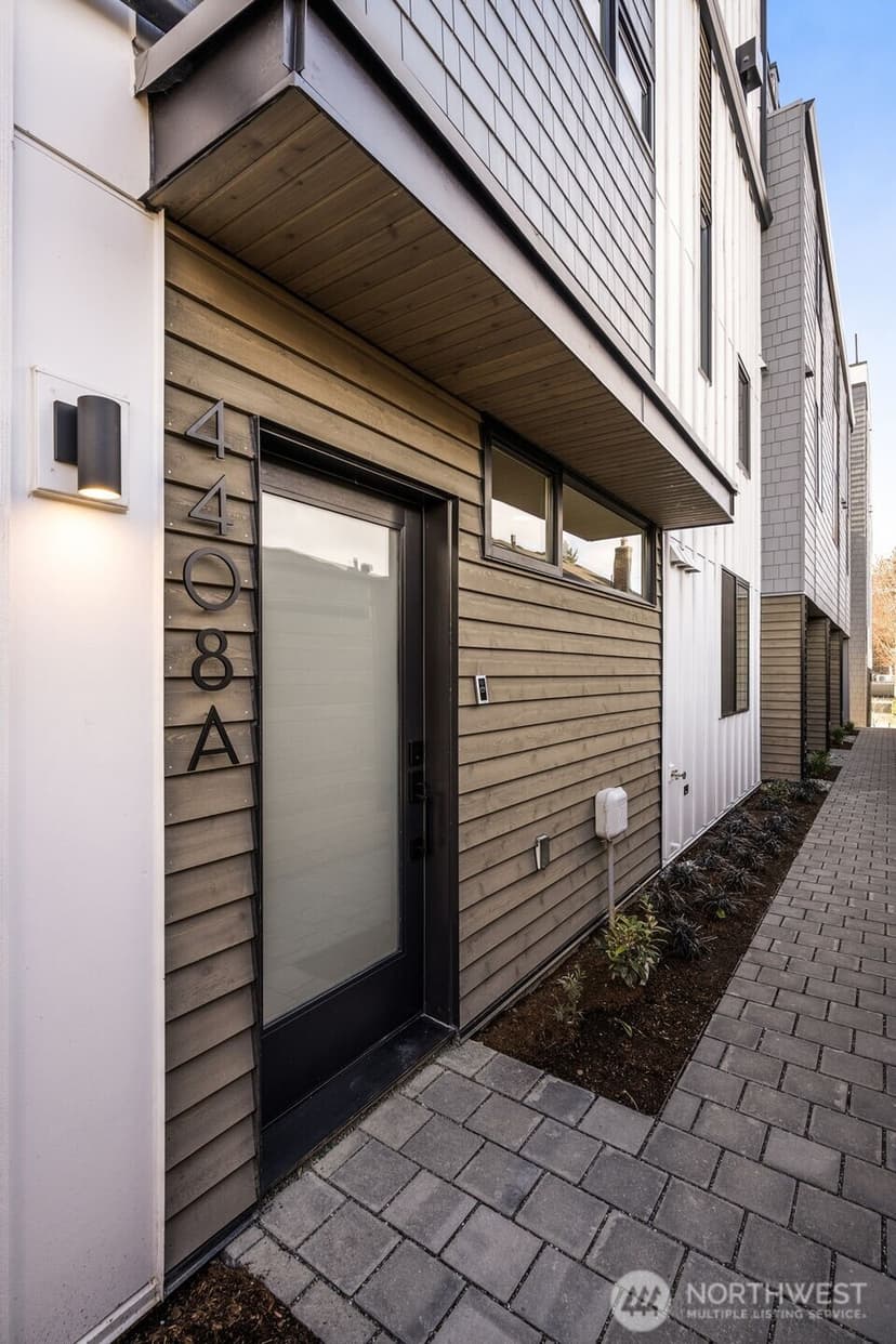 Property photo for 4408 A 50th Avenue S, Seattle photo 17